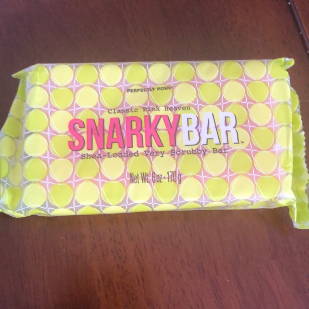 Perfectly posh classic pink snarky bar